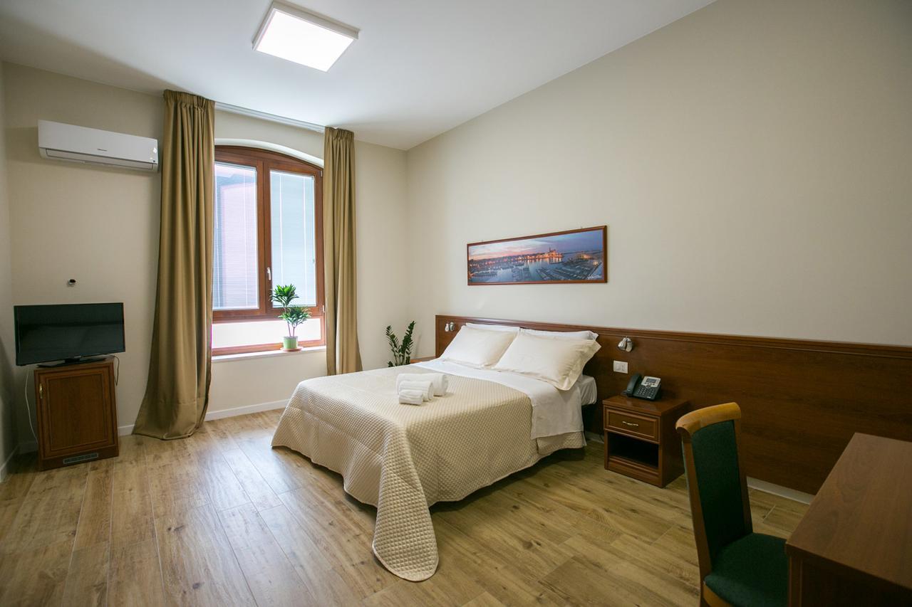 Residence Трані Екстер'єр фото
