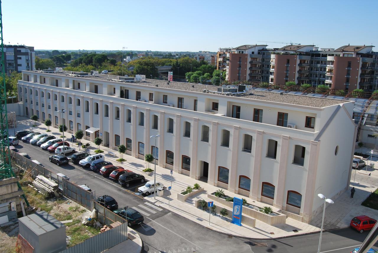Residence Трані Екстер'єр фото
