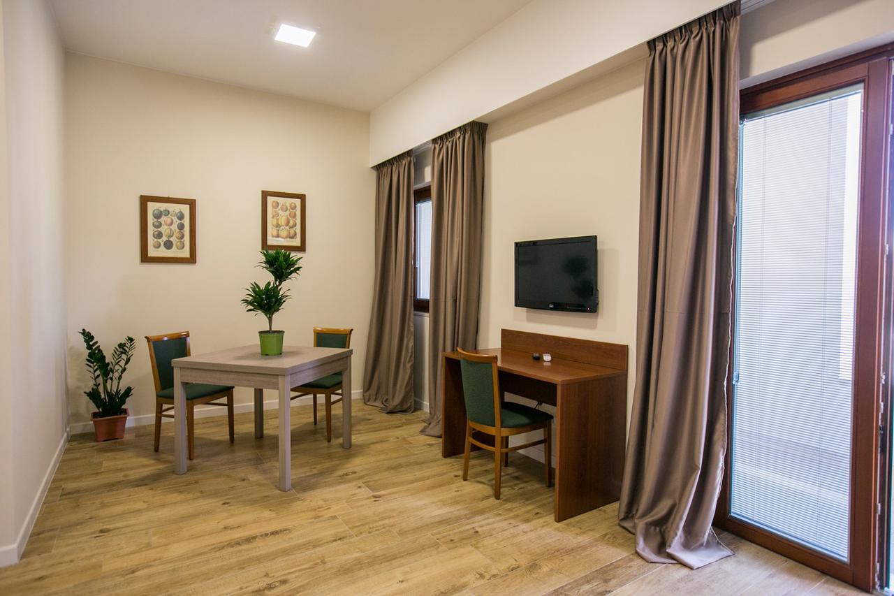 Residence Трані Екстер'єр фото